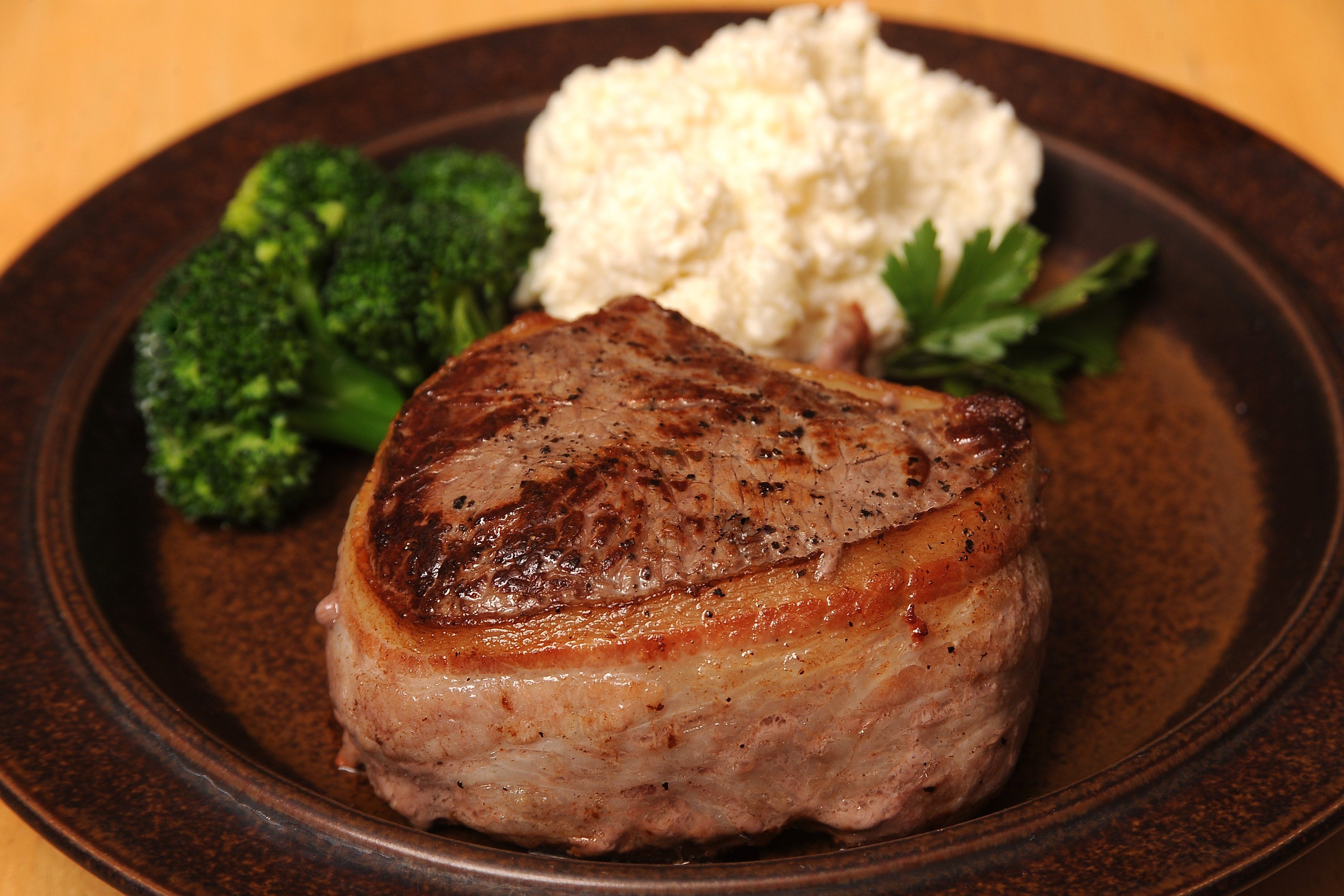 How to Cook BaconWrapped Sirloin Steaks