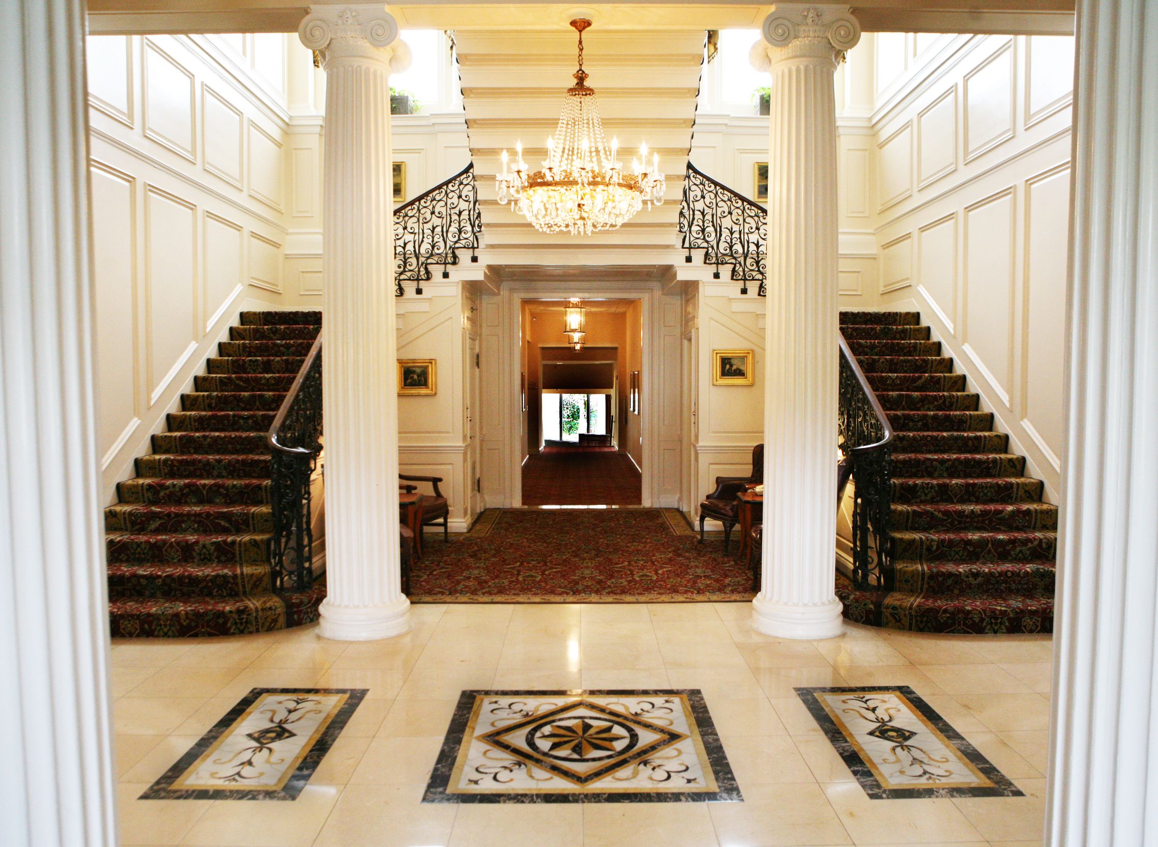 Gatsby perfection waiting to happen at Glen Cove Mansion