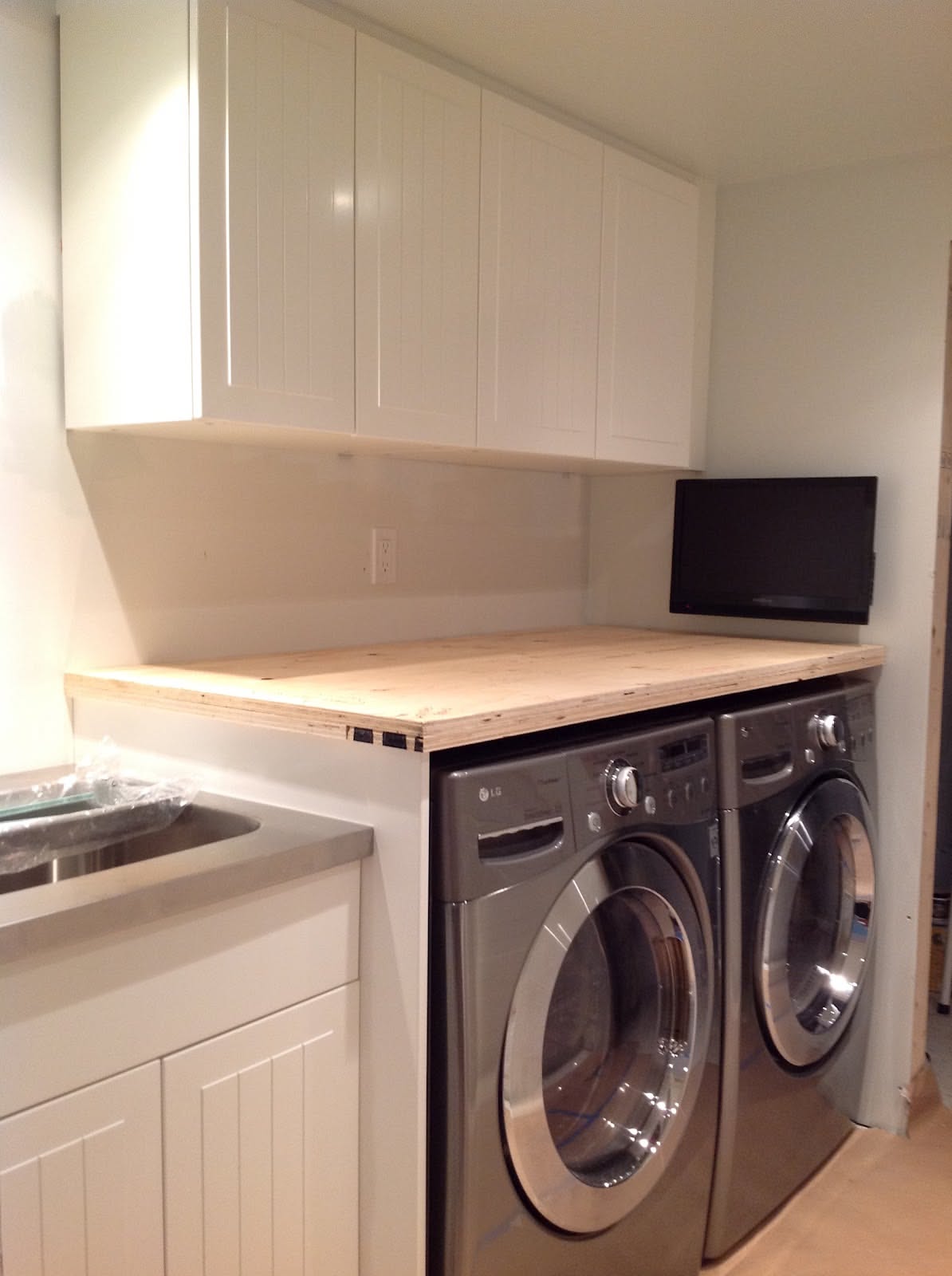 20+ The Best Countertops For Your Laundry Room Laundry
