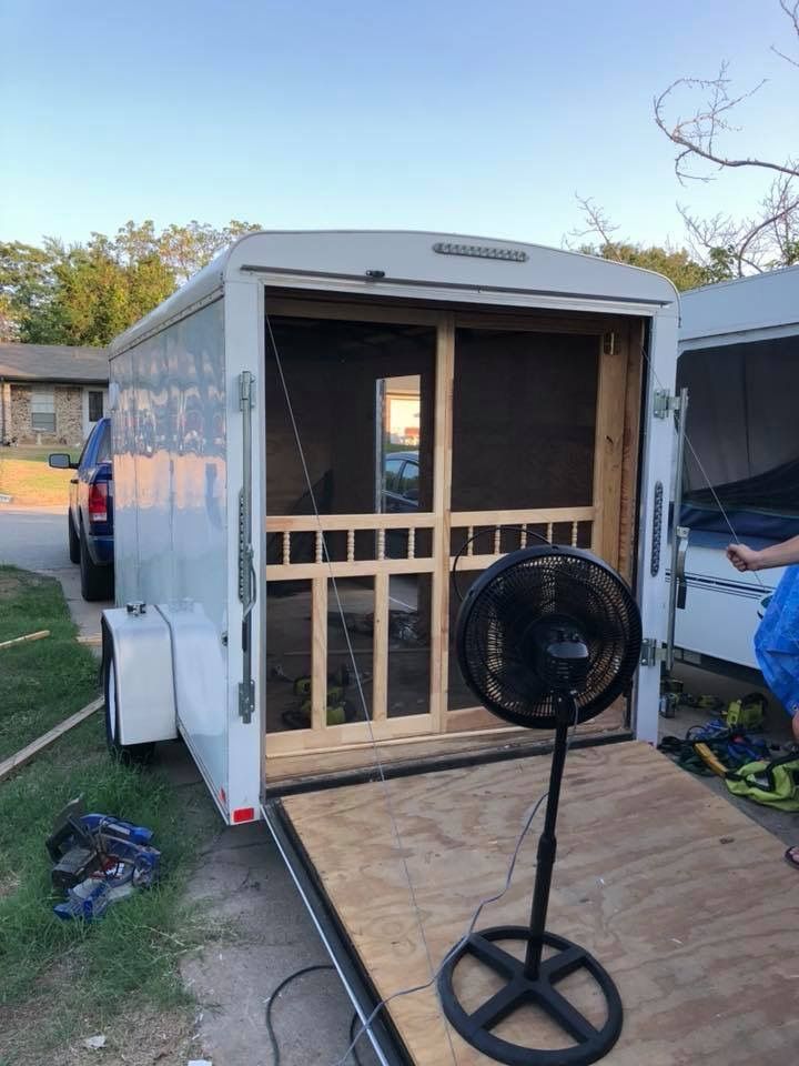 Pocket sliding screen door out the back Cargo trailer