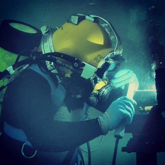 How To An Underwater Welder In The Navy Petty