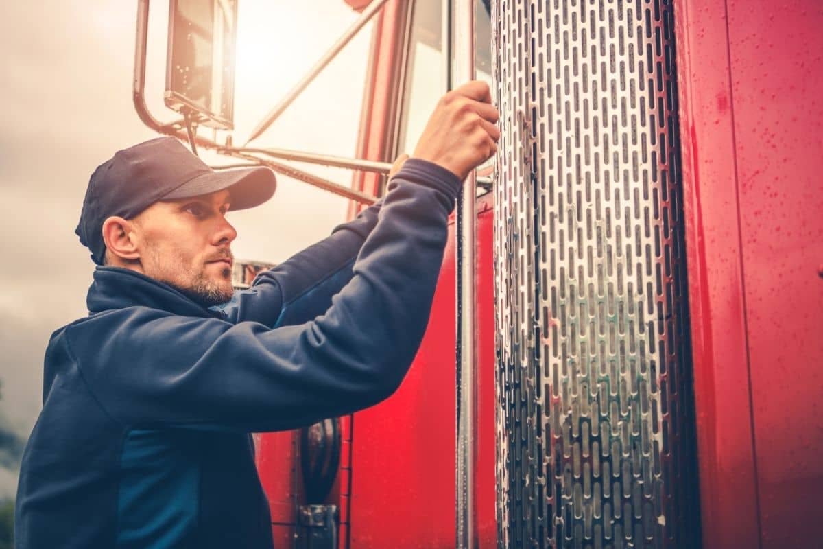 How to Get a Commercial Driver’s License (CDL) in 2021 SCI