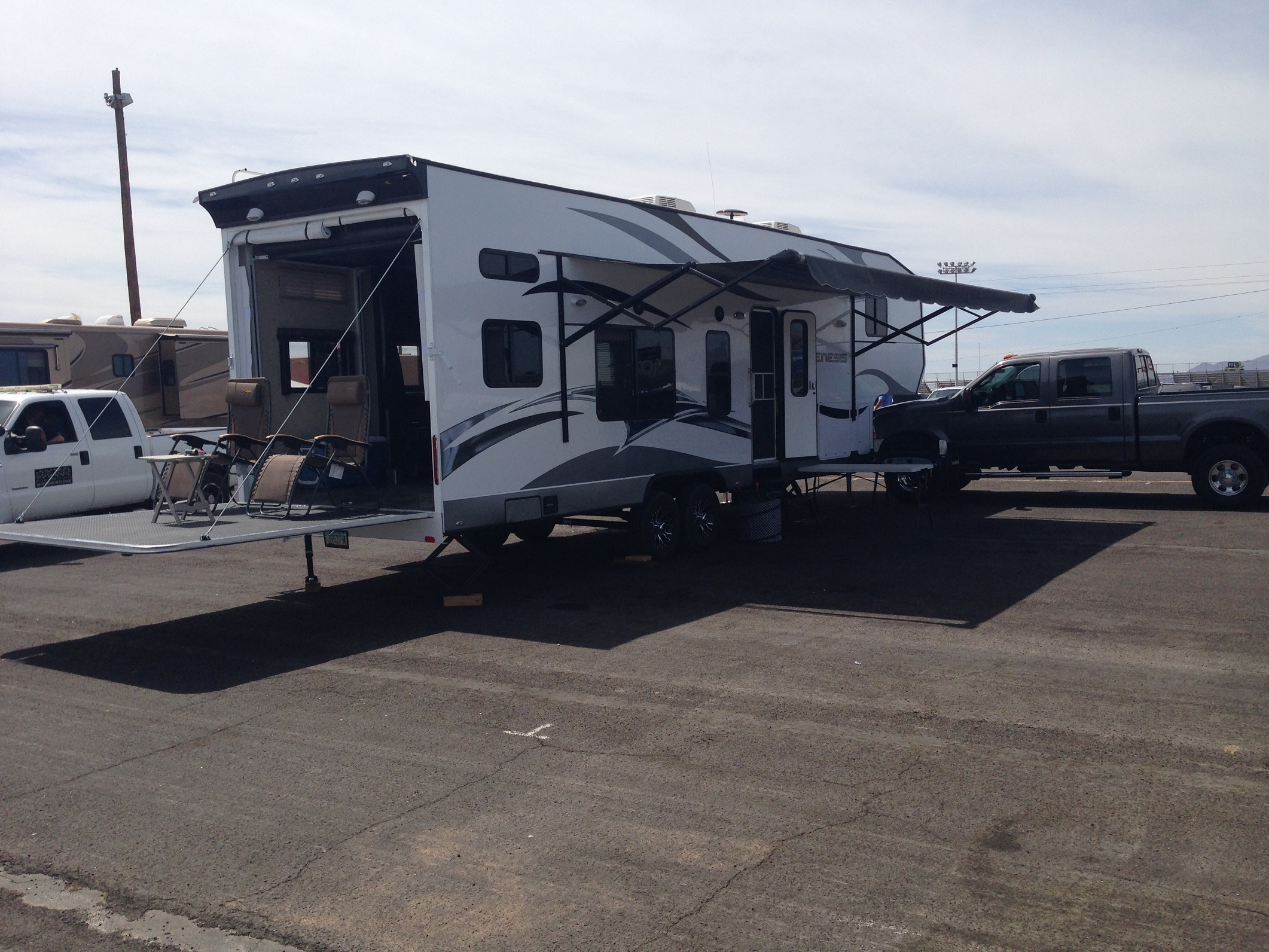 Toyhauler ramp patio